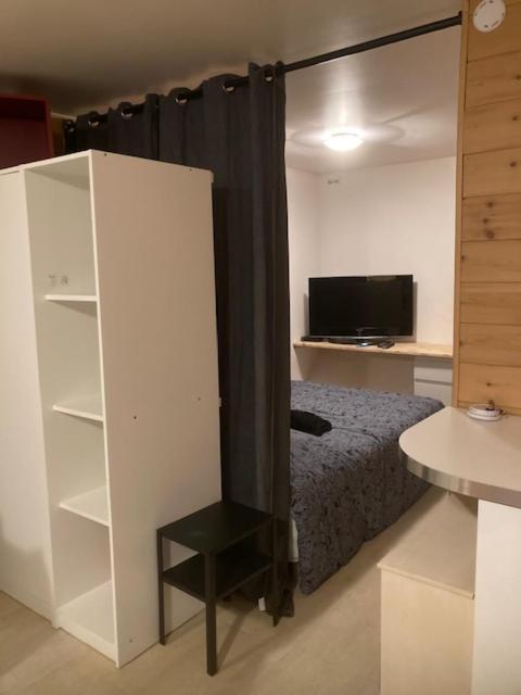Exigehome-Grand Studio En Plein Centre De Saint Germain En Laye Esterno foto